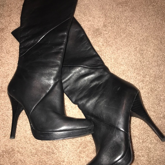 EUC Size 7M under the knee black leather boots - Picture 3 of 8